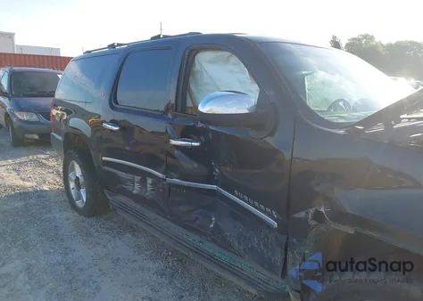 2011 Chevrolet Suburban 1500 Ltz z USA, uszkodzony, nr VIN 1GNSKKE35BR374949